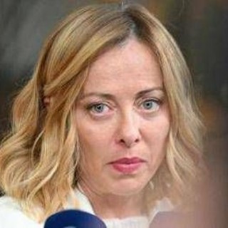 Incidente su A1, oggi i funerali. Meloni: &quot;Mi stringo a famiglie delle vittime&quot;