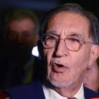 Mare, La Russa: "La dimensione subacquea sempre più rilevante per tutela interessi nazionali" Mare, La Russa: "La dimensione subacquea sempre più rilevante per tutela interessi nazionali"