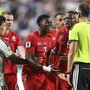 Argentina-Svizzera 3-1, caos e polemiche per l'espulsione di Embolo: perché il Var è intervenuto Argentina-Svizzera 3-1, caos e polemiche per l'espulsione di Embolo: perché il Var è intervenuto
